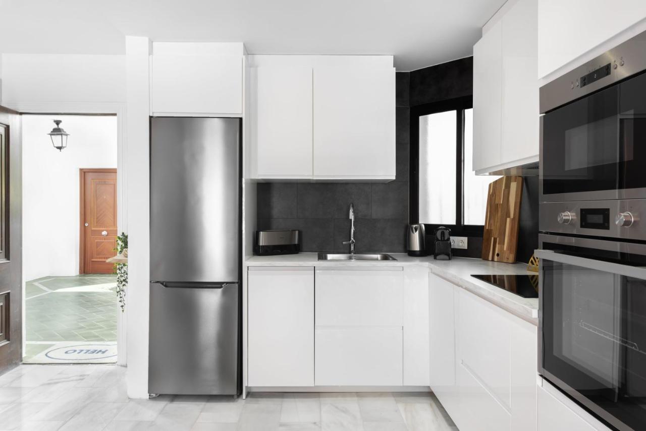 Two Bedroom Apartment In Puerto Banus With Terrace มาร์เบยา ภายนอก รูปภาพ